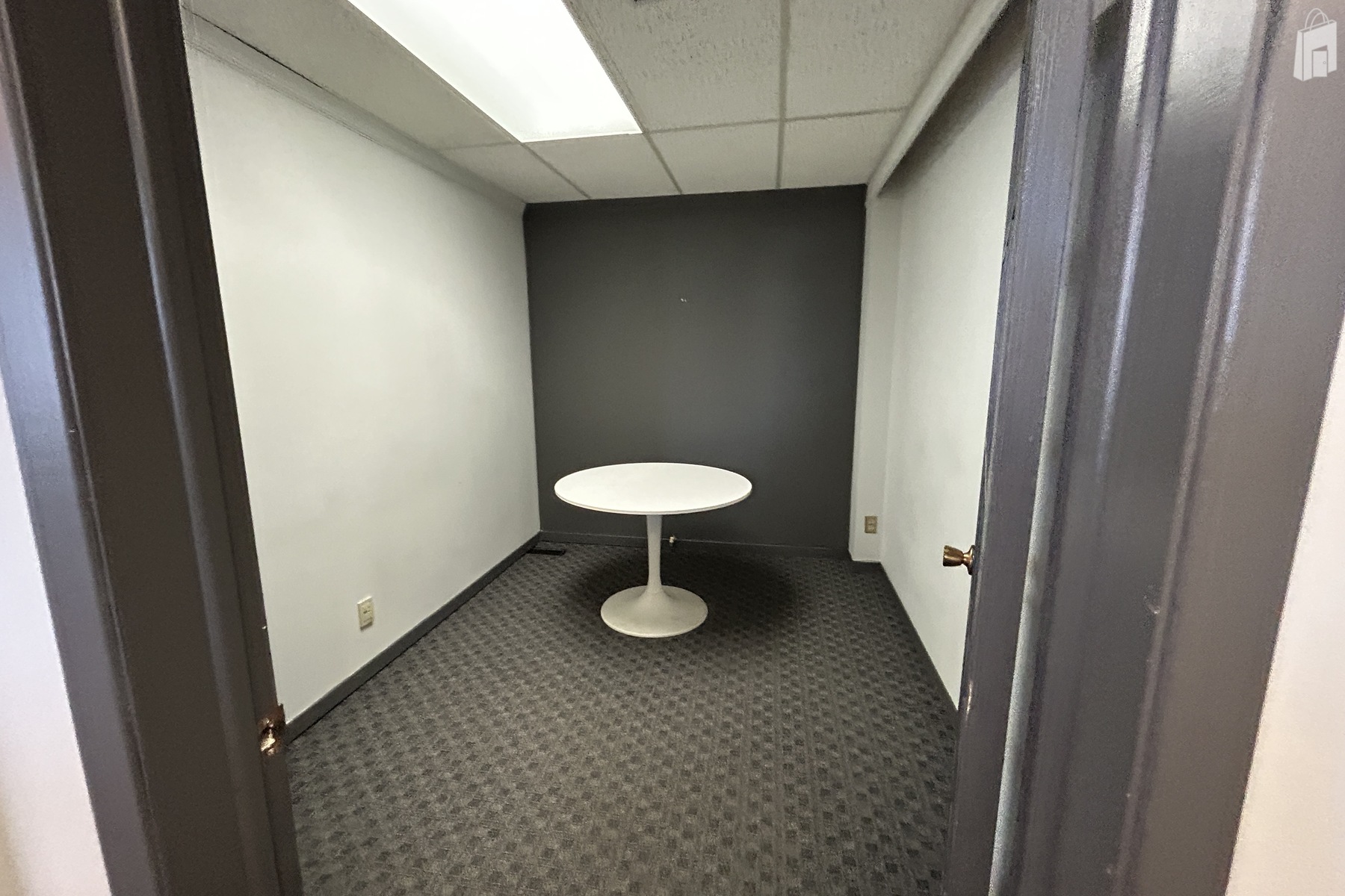 4237 Dundas Street W