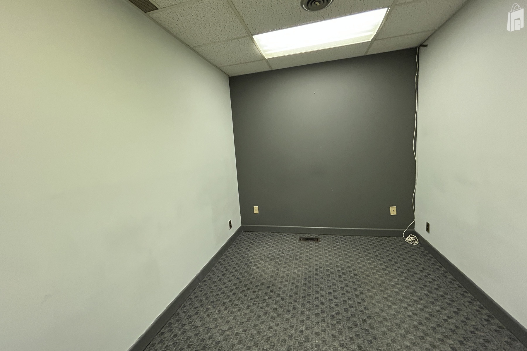 4237 Dundas Street W