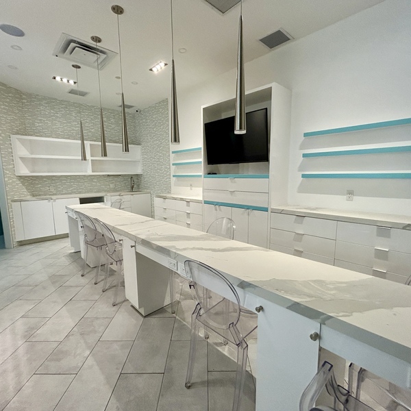 Royal Bank Plaza - Unit LR4