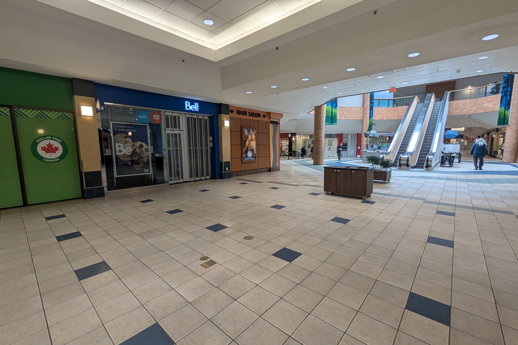 Tillicum Centre - Kiosk