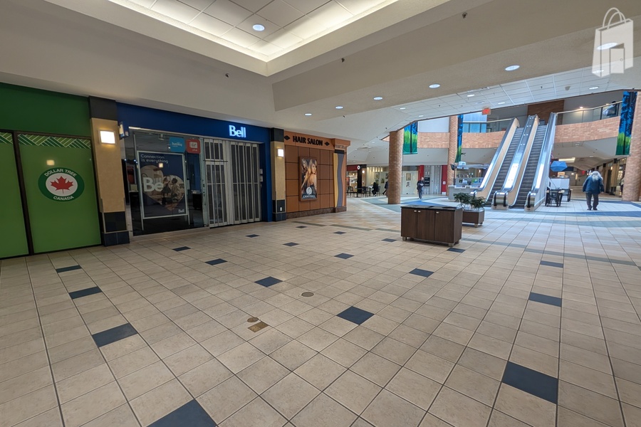 Tillicum Centre - Kiosk