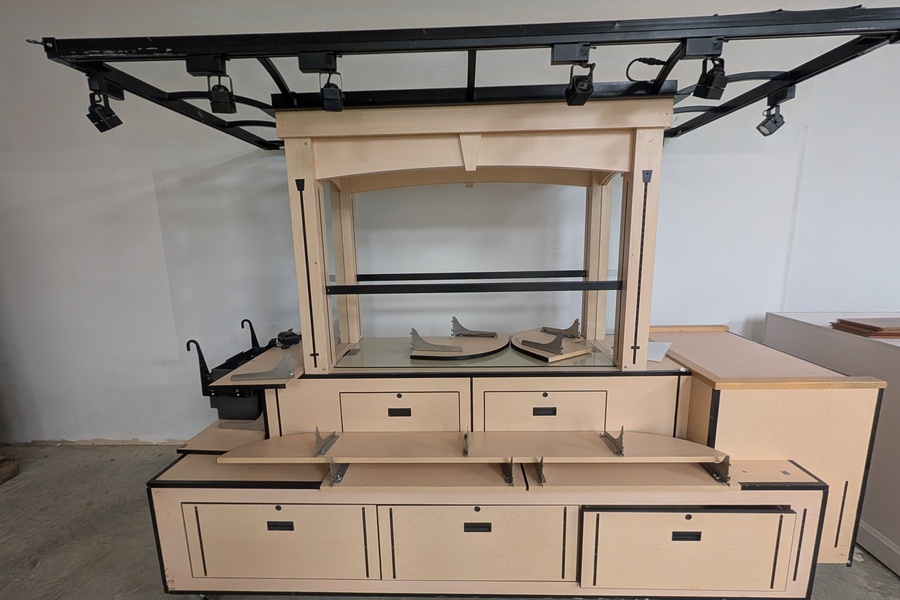 Tillicum Centre - Mall Cart