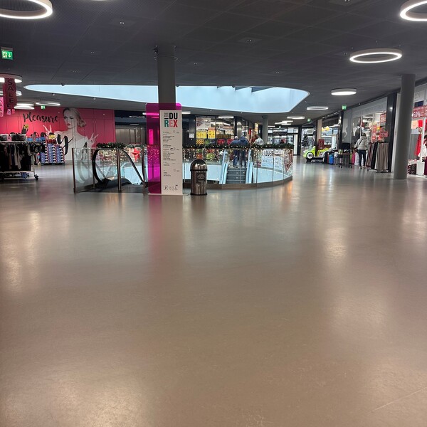 Les Galeries du Rex, 1er étage B, Fribourg