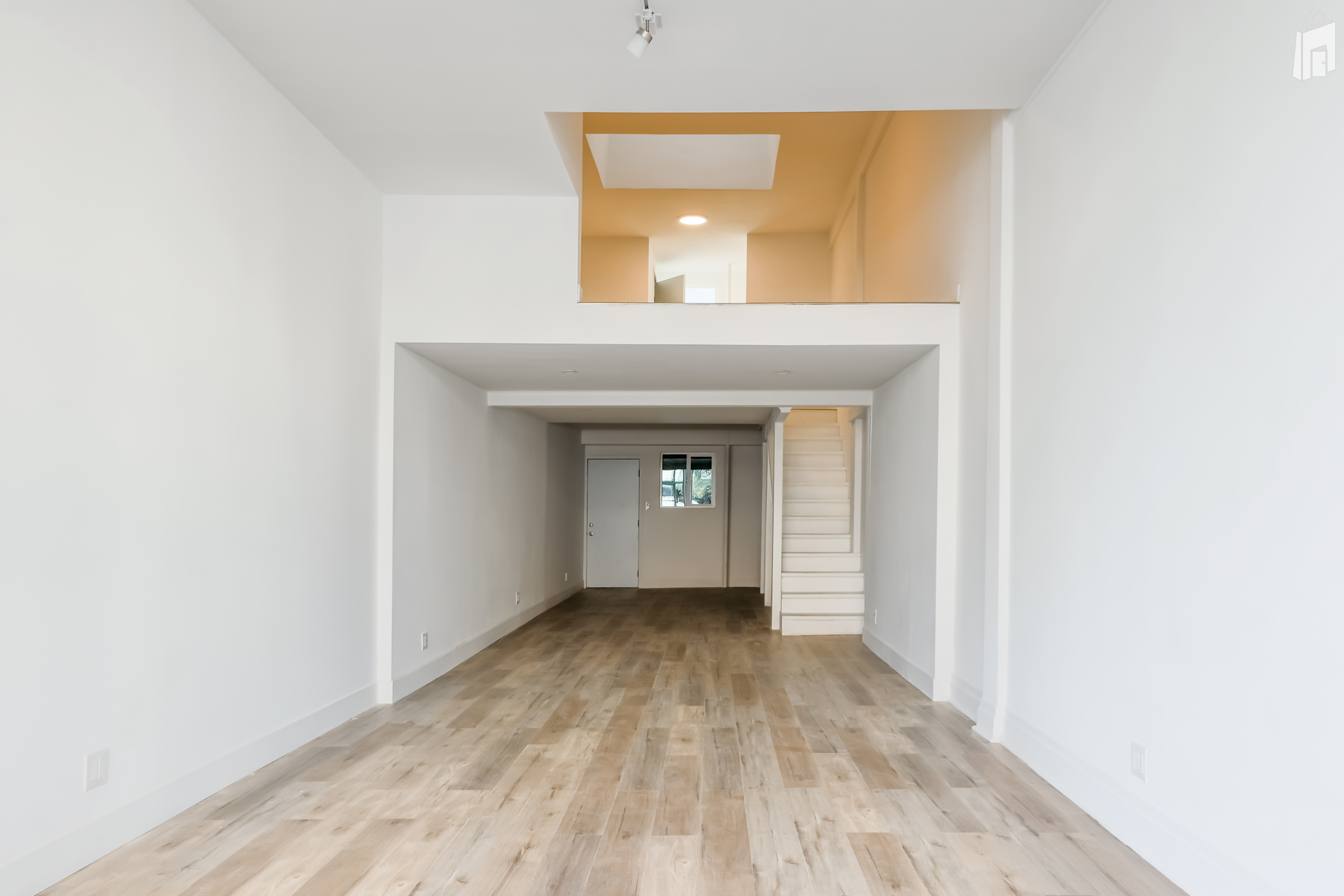 Chestunt Street, San Francisco CA