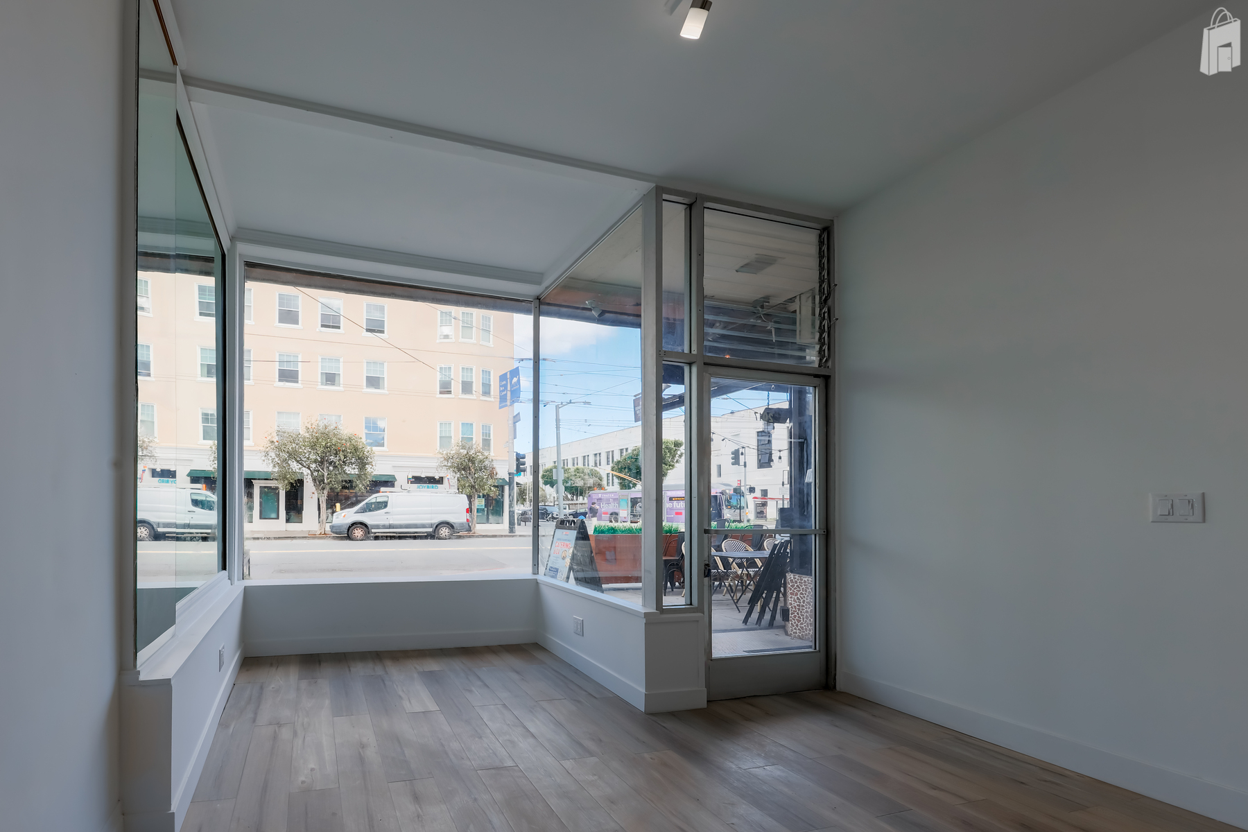 Chestunt Street, San Francisco CA