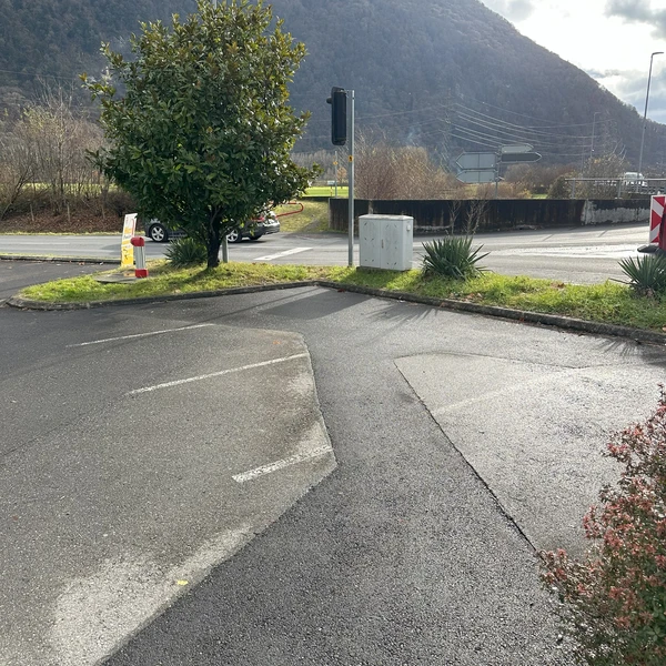 Chemin de la Confrerie, Surface promotionnelle extérieure