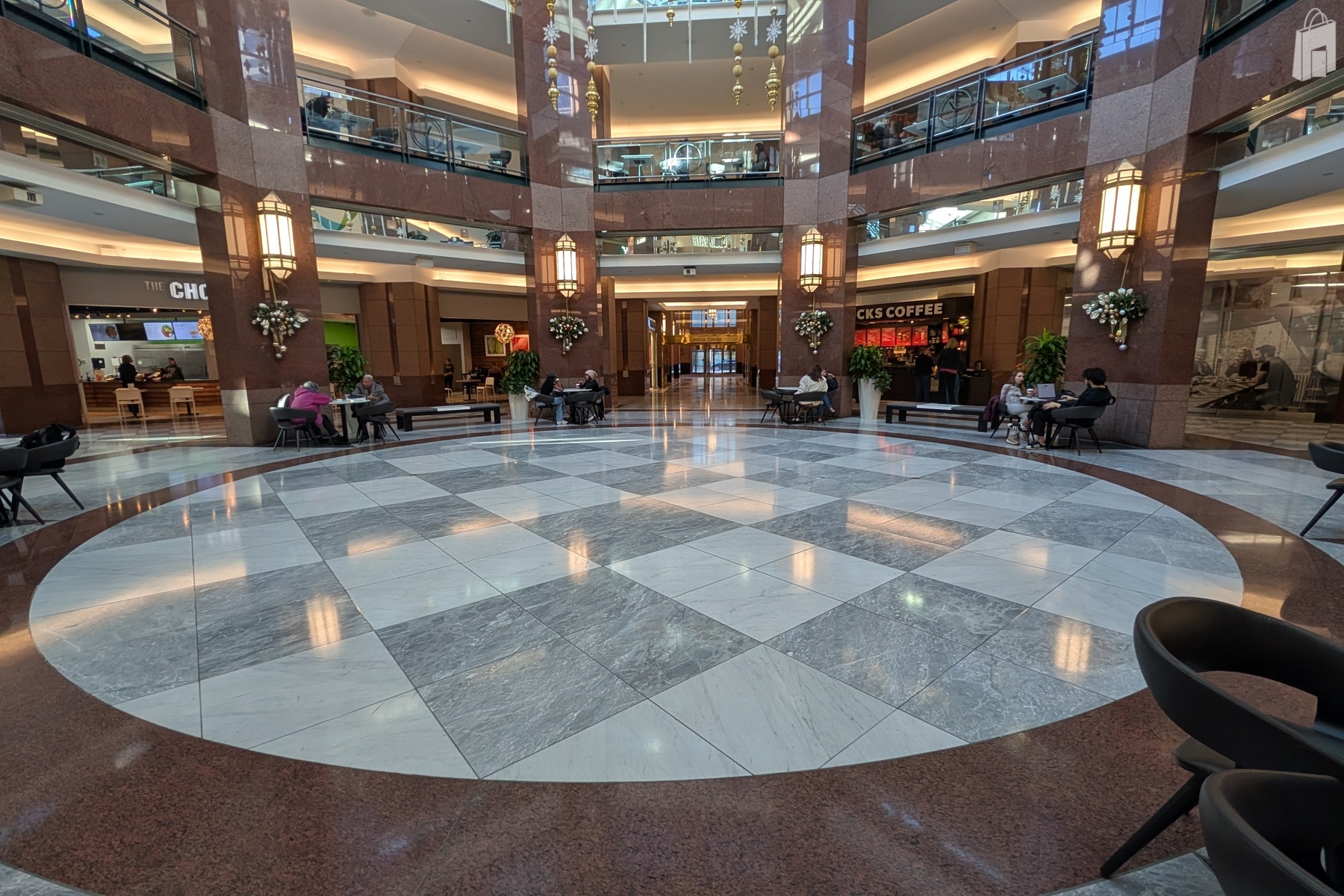 Commerce Place - Promo Court