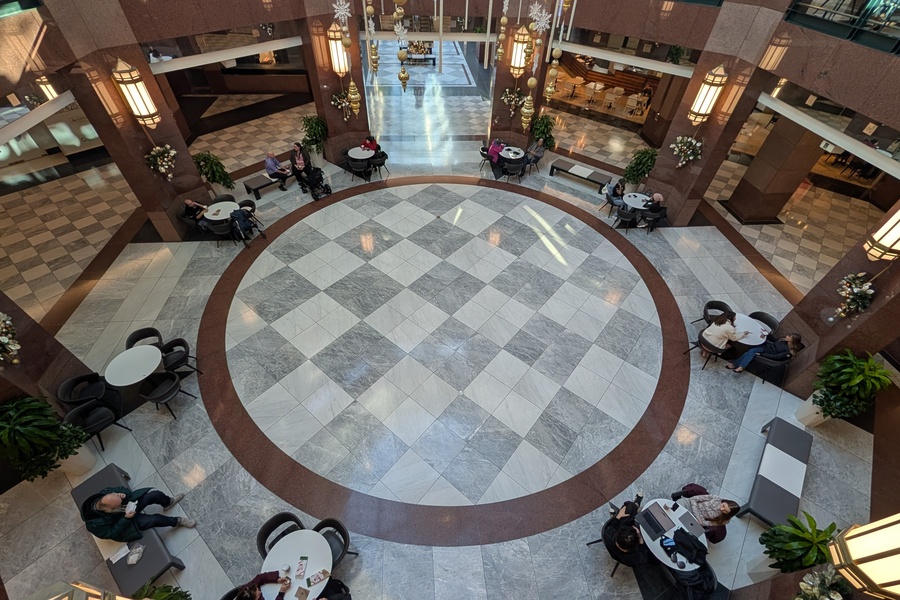 Commerce Place - Promo Court