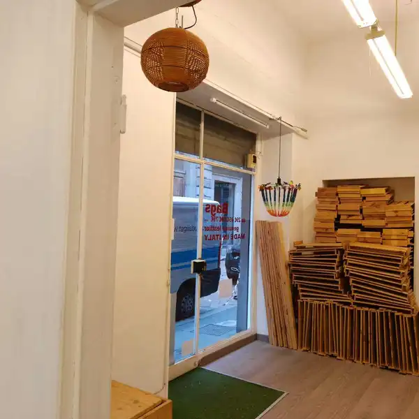 Shop for rent for temporary store