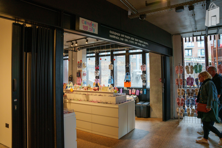 A1 Level 1 - Upper Ground Retail 