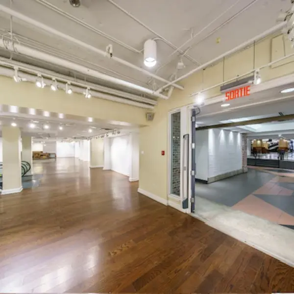 1144 Rue Peel - Retail Unit