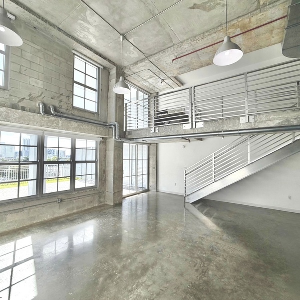 Industrial Daylight Loft in Wynwood with Natural Light & Huge Outdoor Rooftop with view