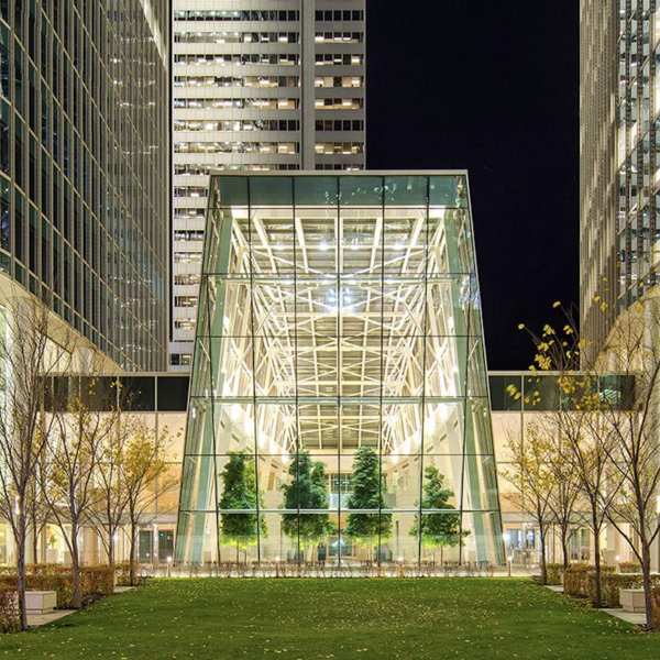 Eighth Avenue Place - Courtyard