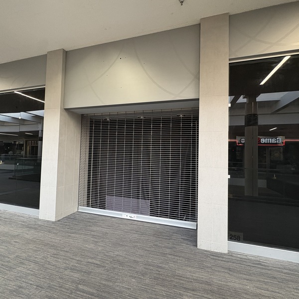 Spacious Retail Location in Upper Level Near Food Court - Suite #258