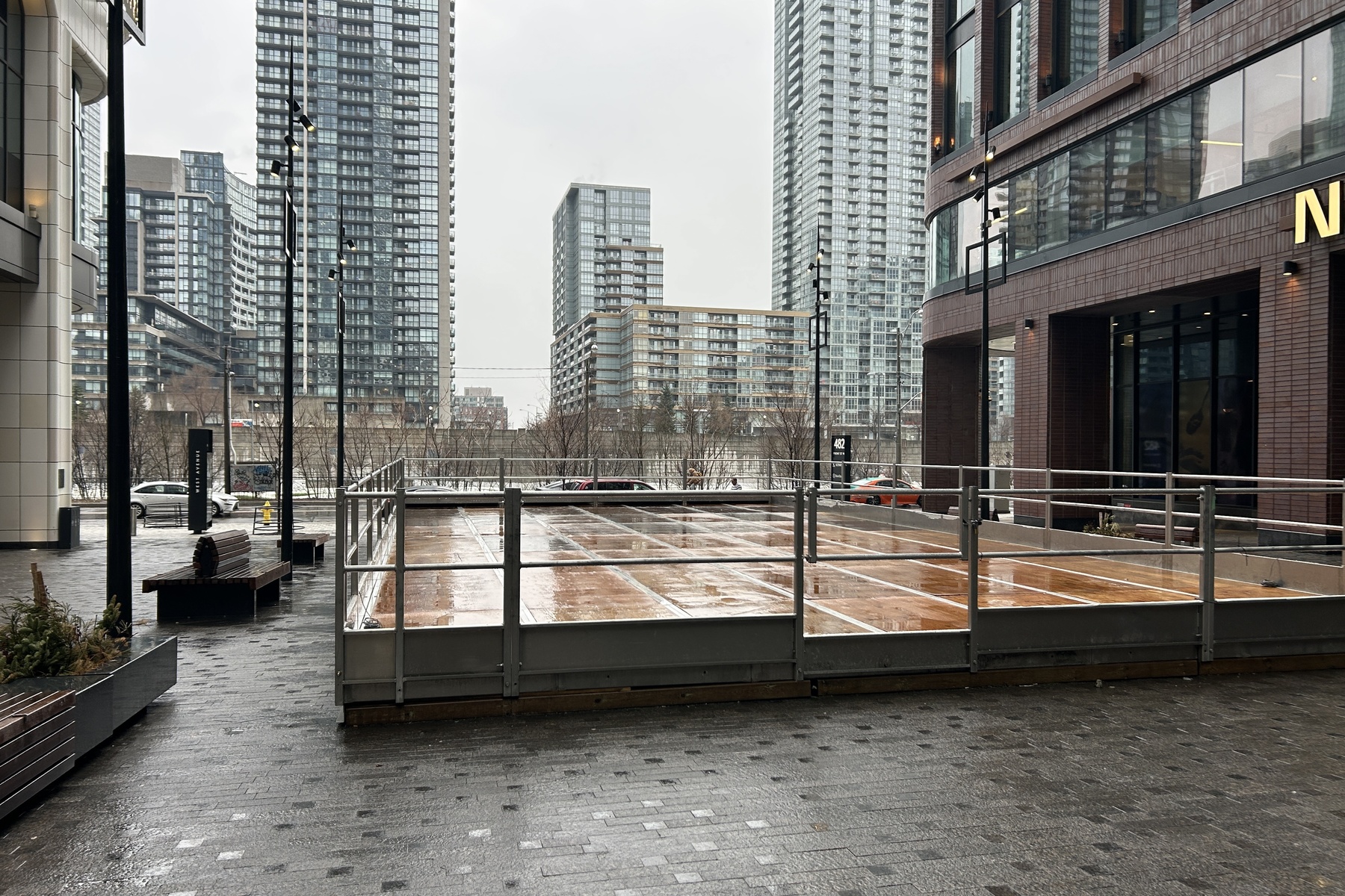 The Well - Upper Ground Activation Zone in Toronto - rent this pop up ...