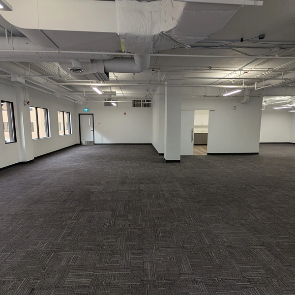 Atrium On Eleventh - Suite 305