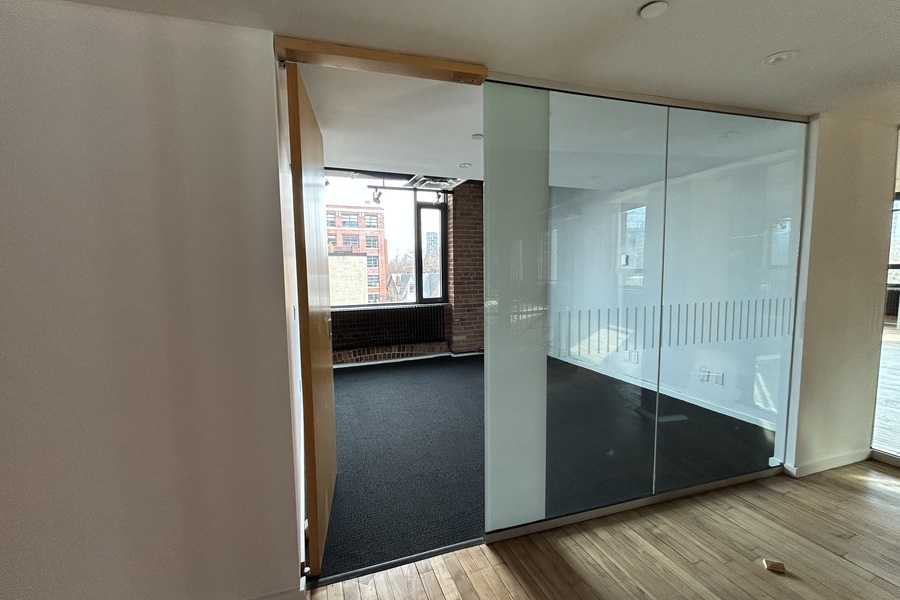 Suite 400