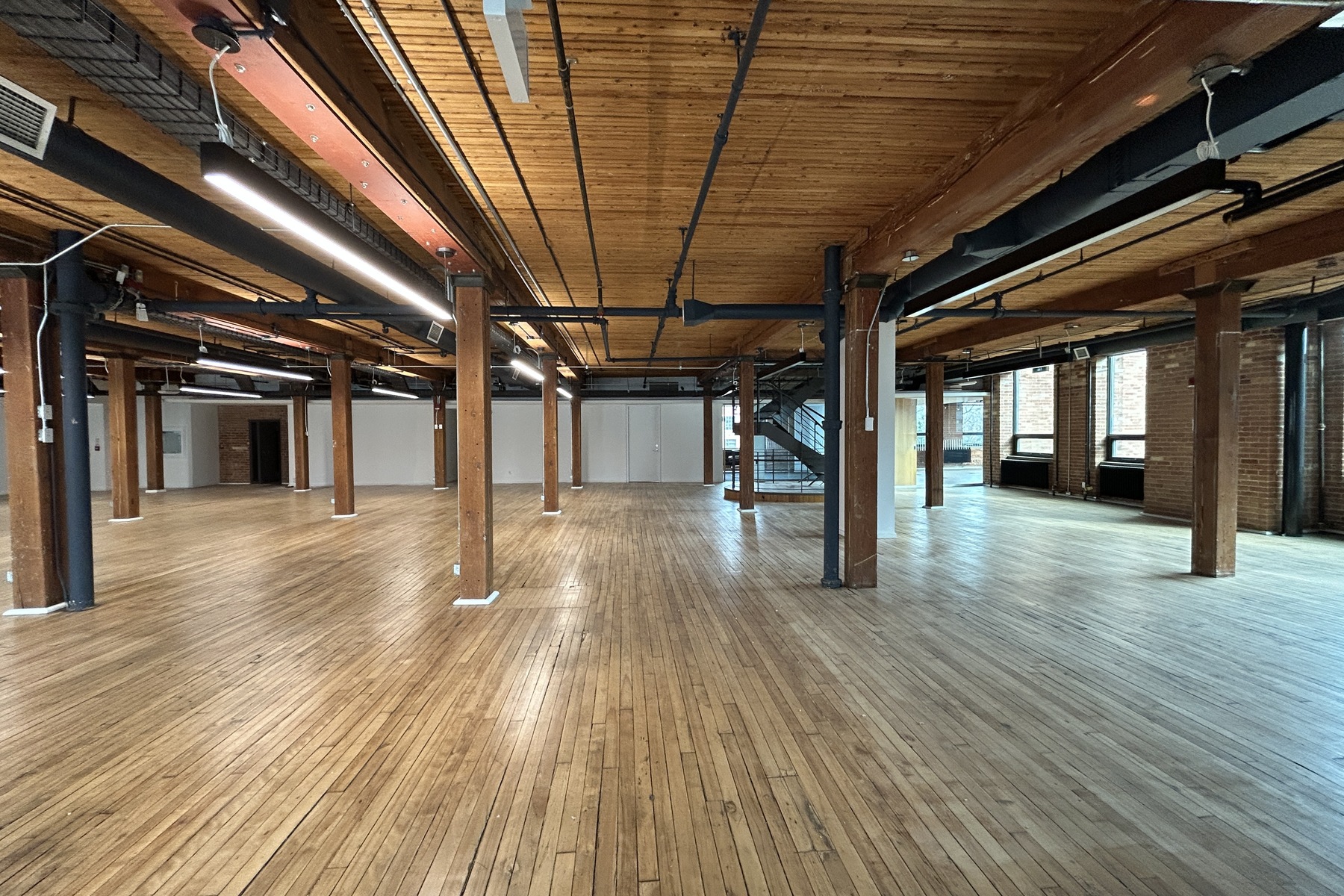 Suite 400