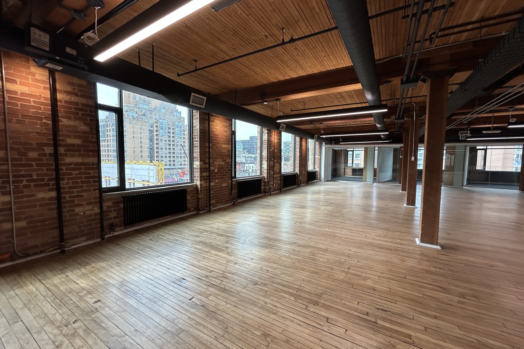 Suite 400