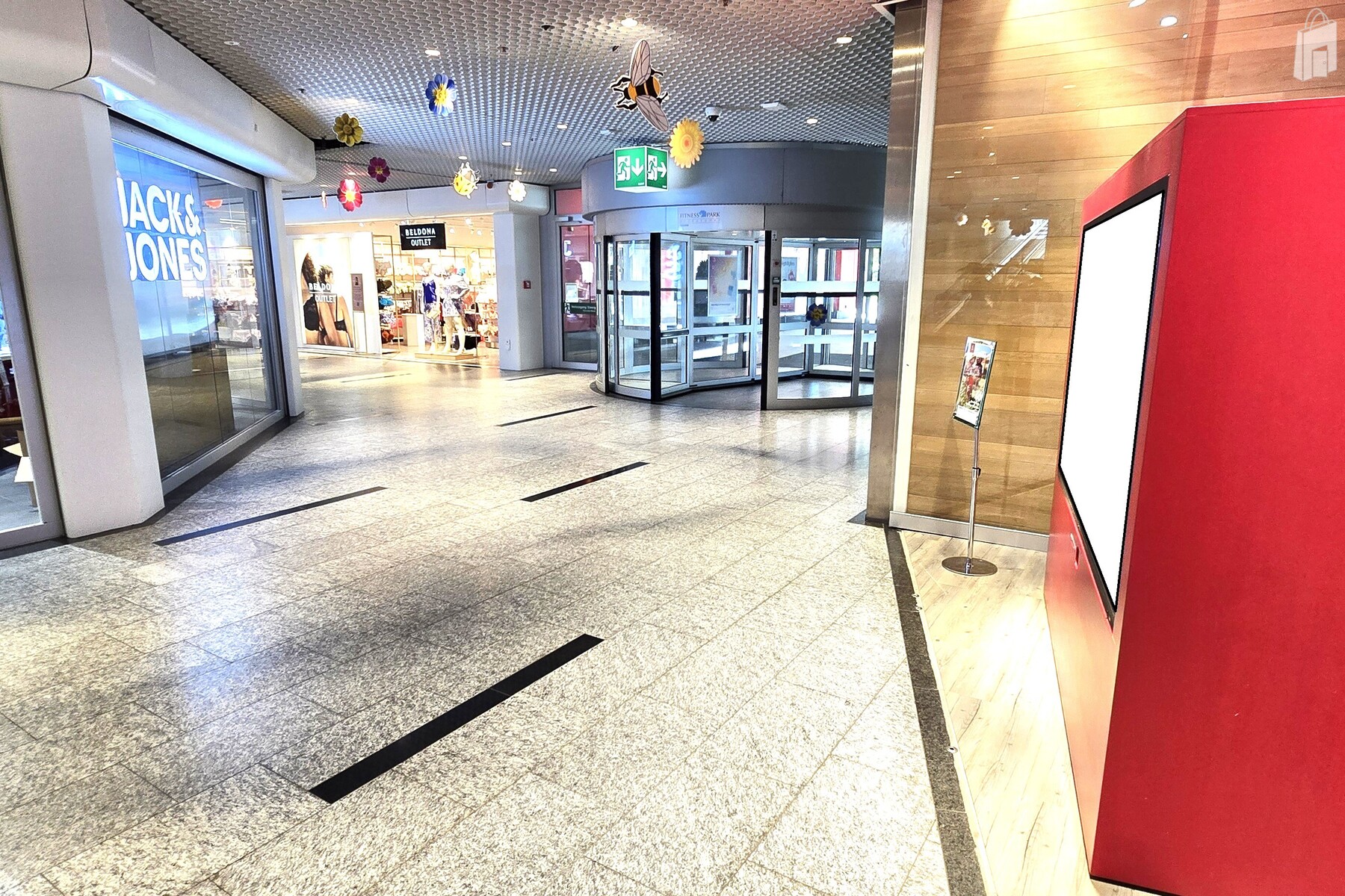 Glasvitrine Drehtüre Fitness