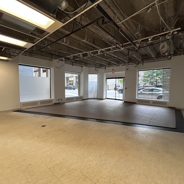 18 King Street East - Retail Unit