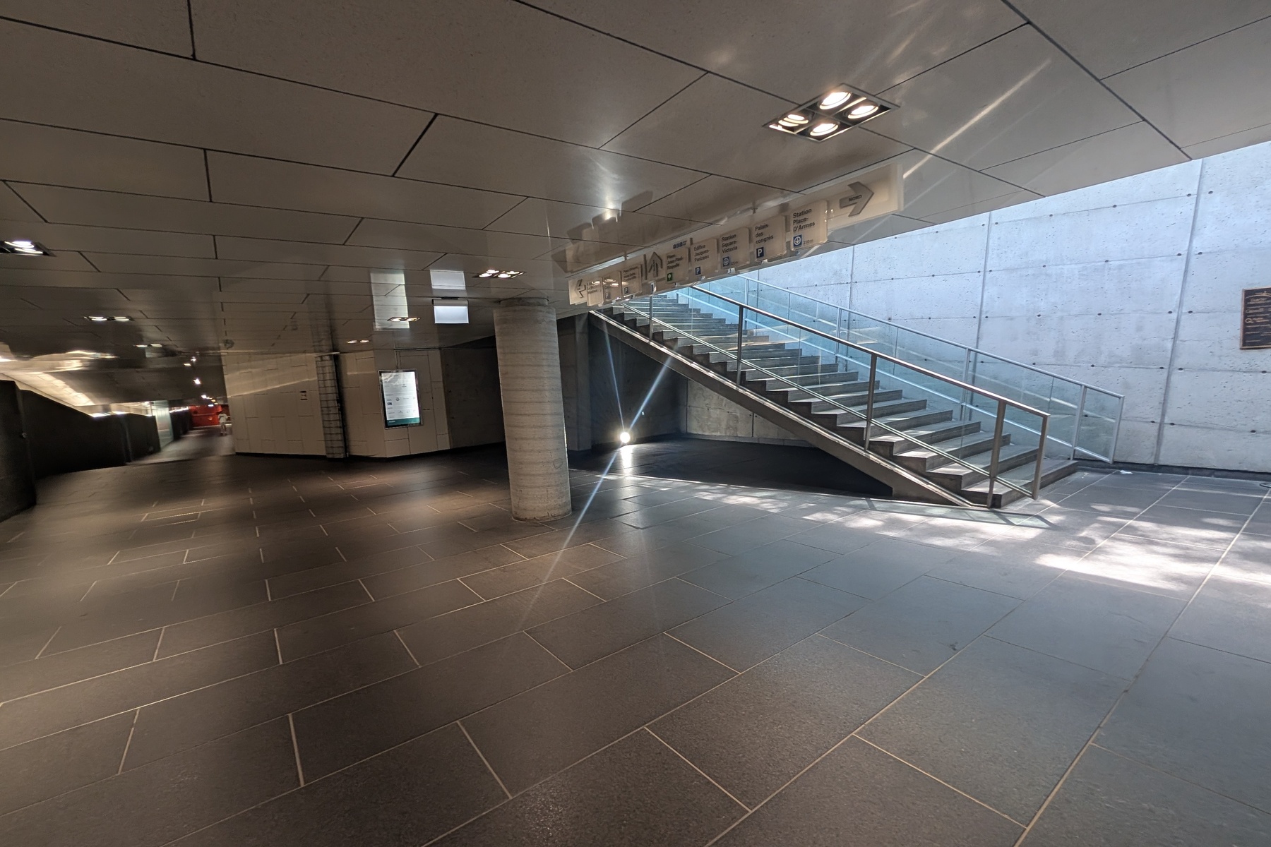 Palais Congres Tunnel Media Opportunities