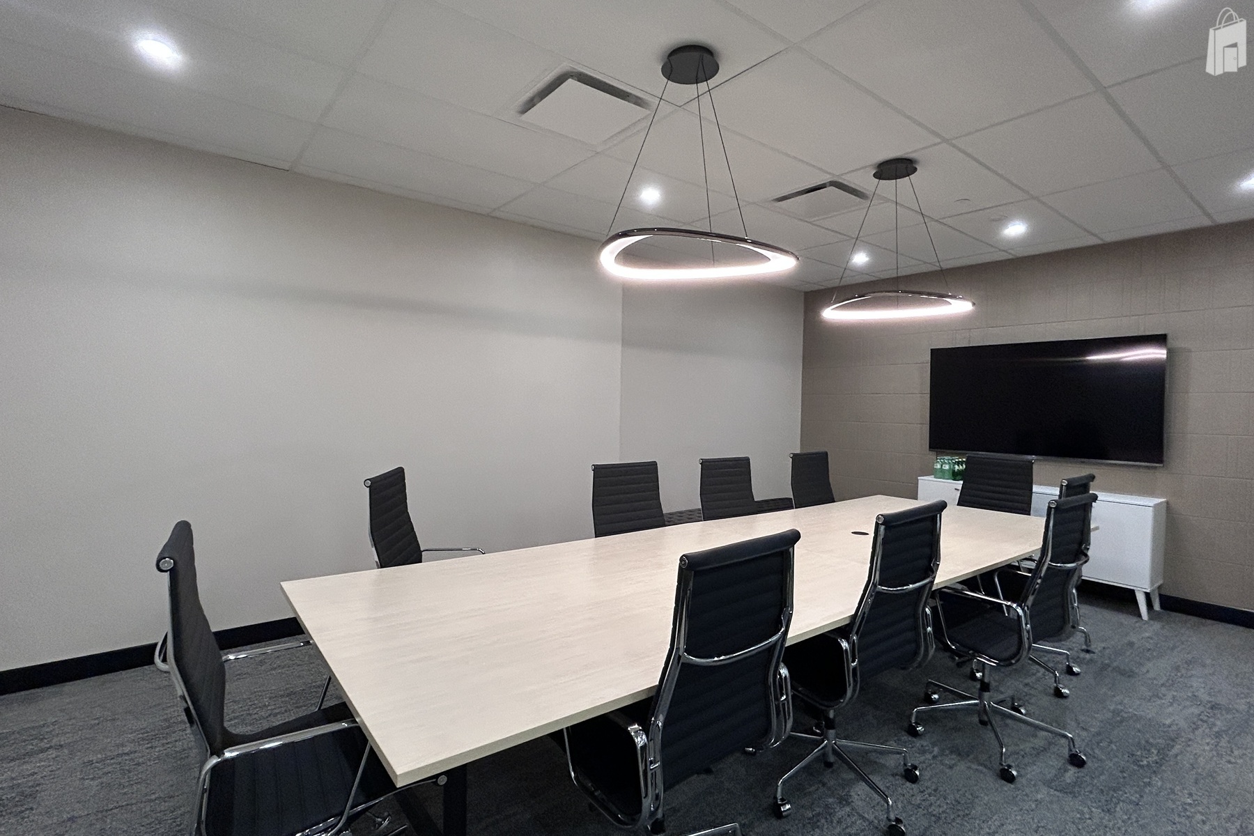 Suite 2200