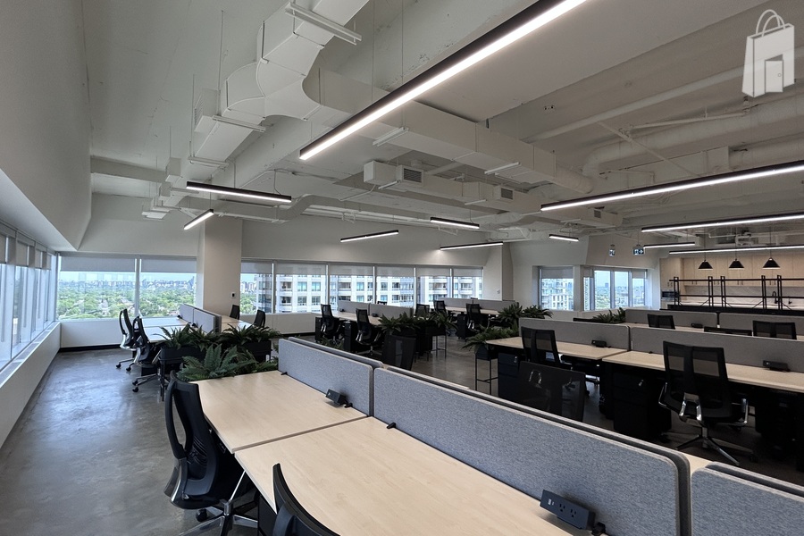 Suite 2200