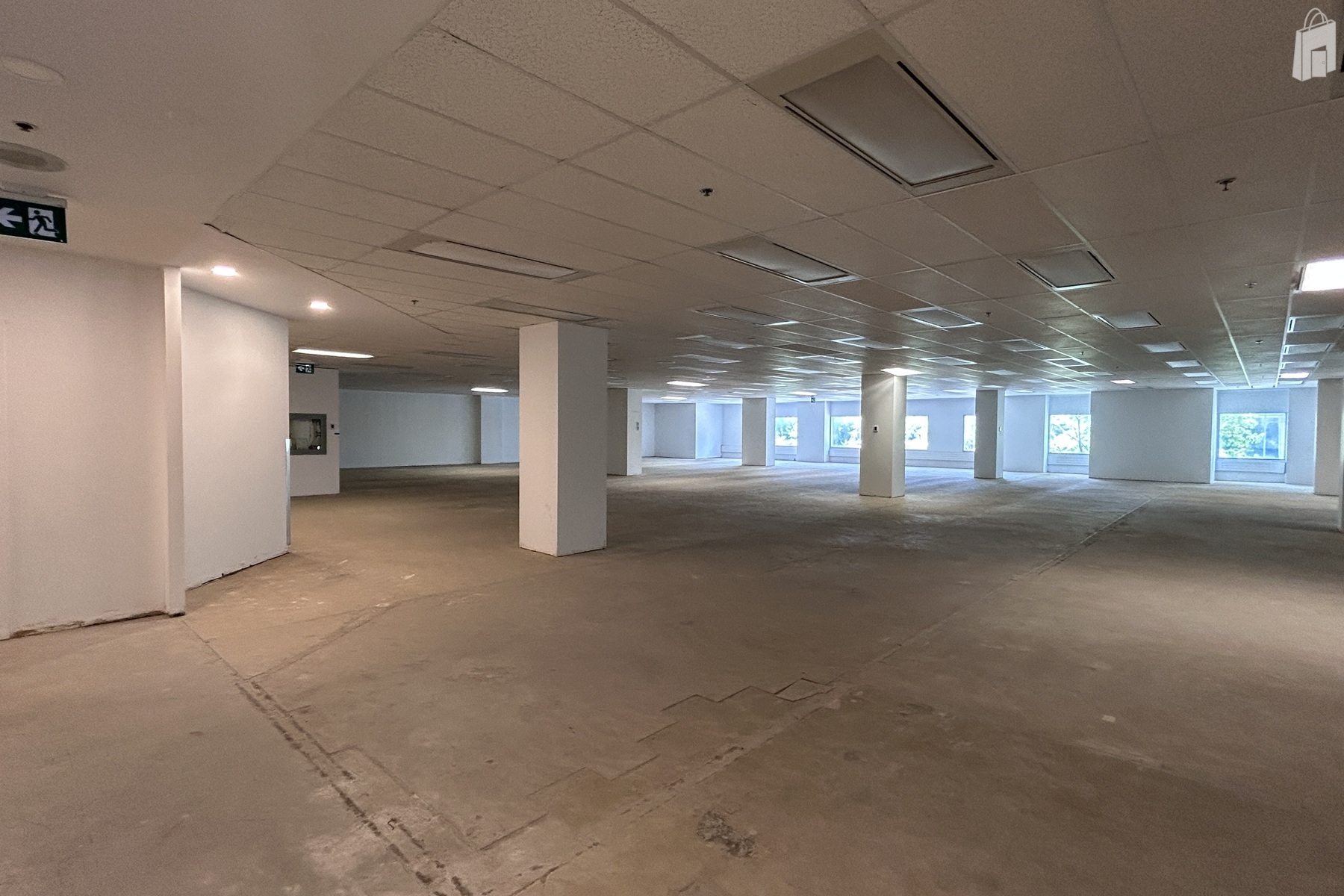 Suite 201