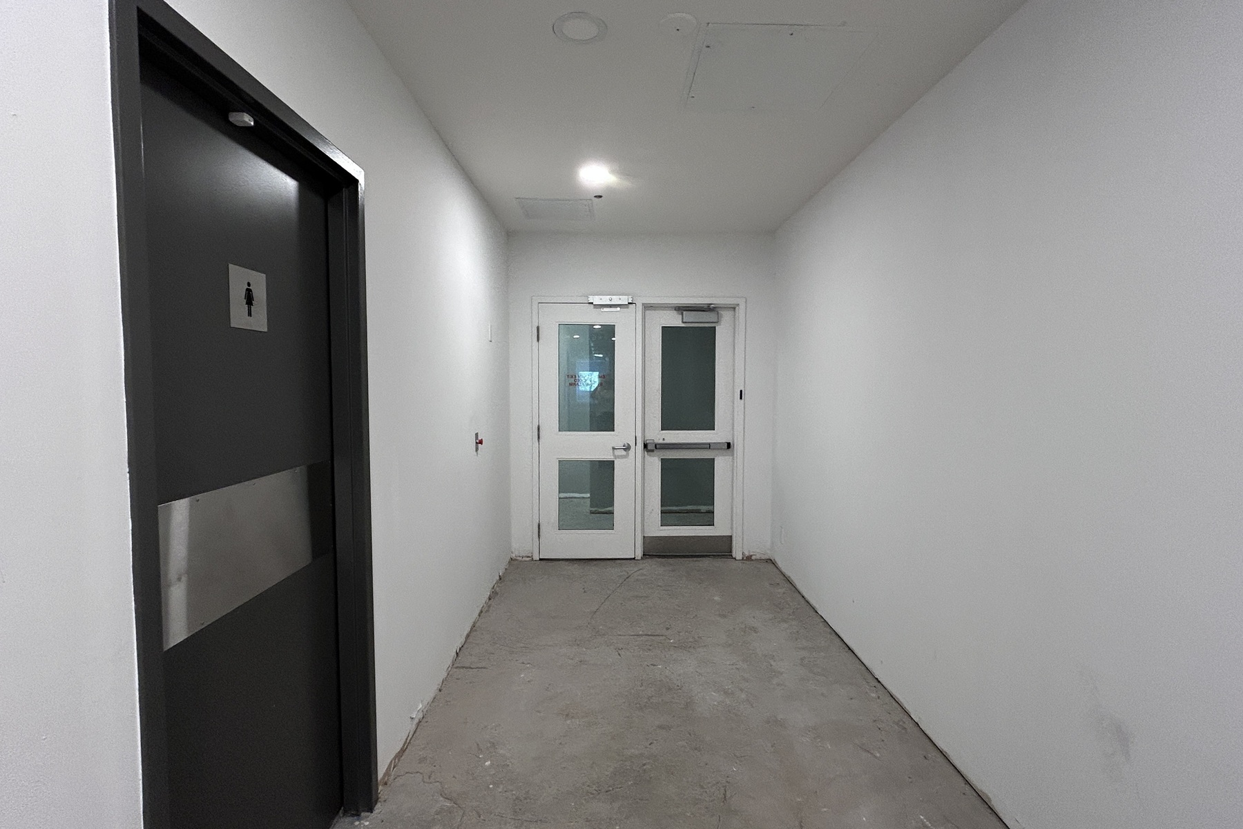 Suite 201
