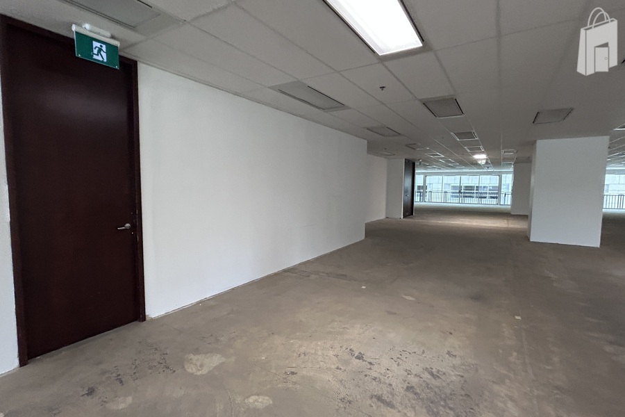 Suite 201