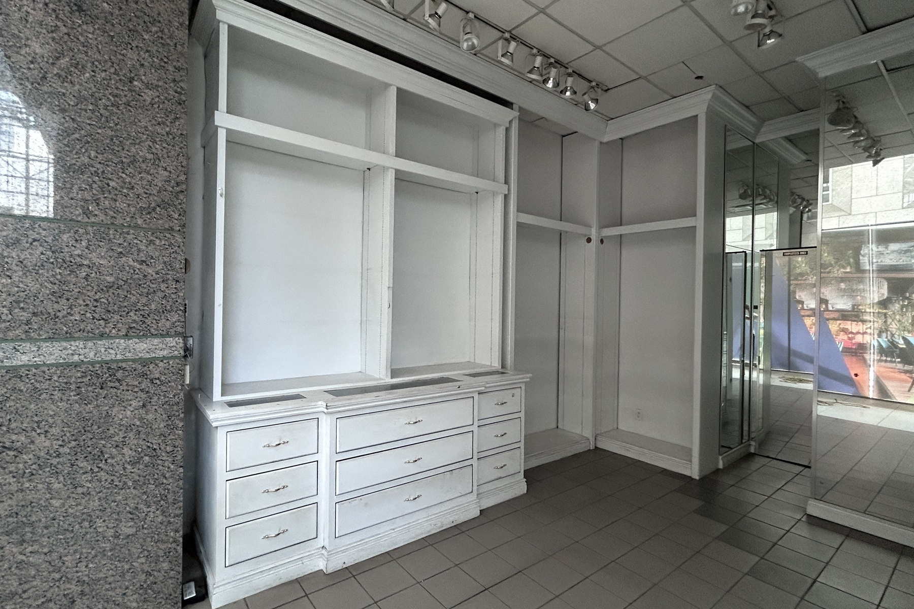 Retail Unit