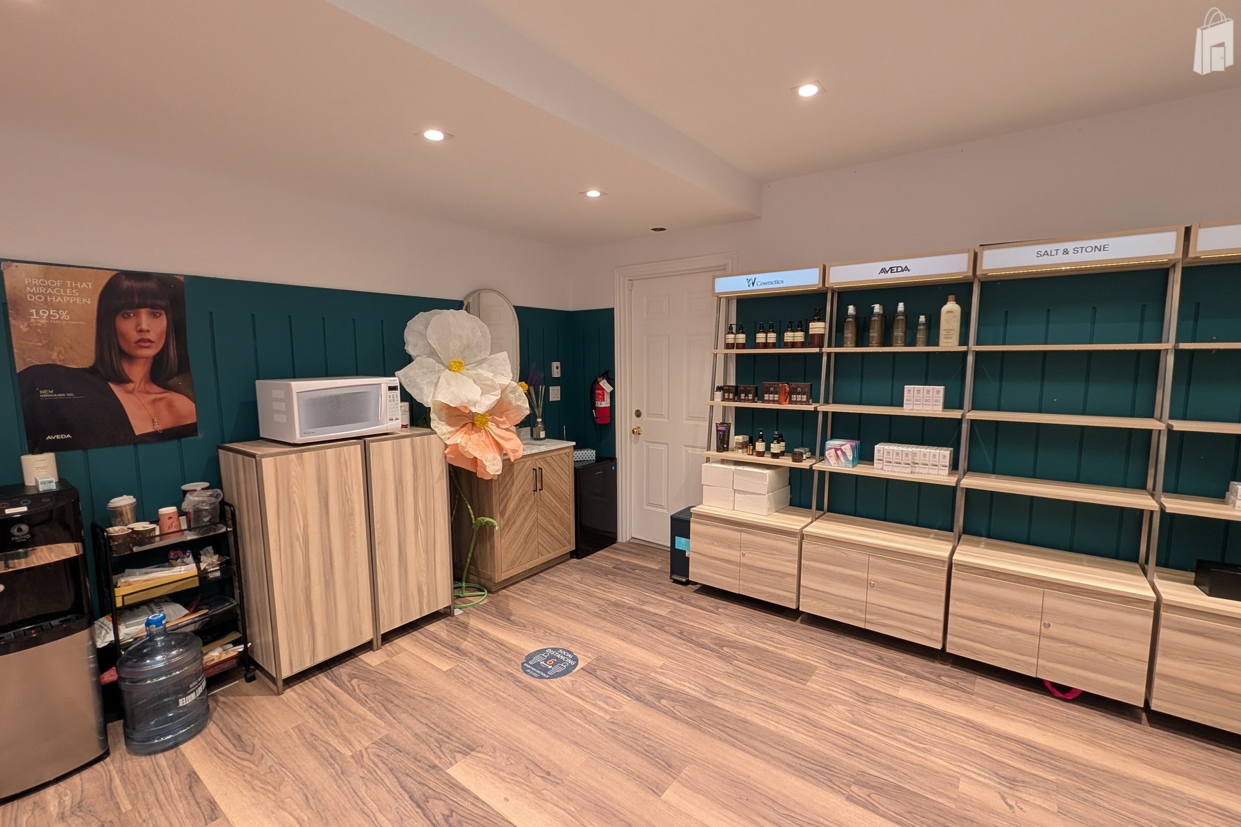 Retail Unit