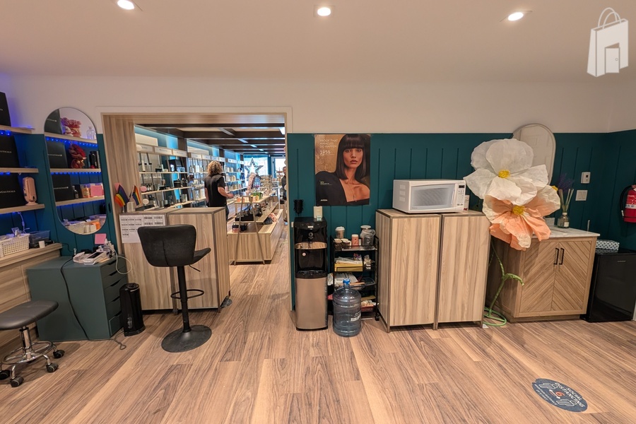 Retail Unit