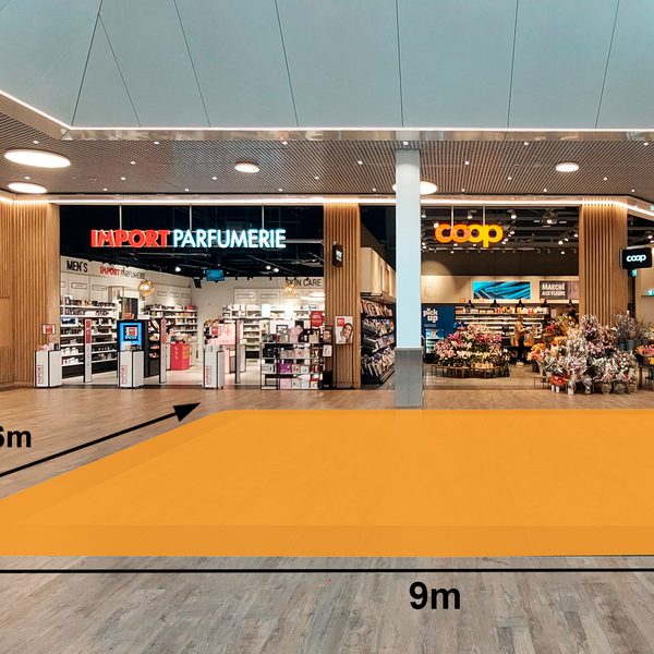 EKZ Littoral Centre - rez - à proximité immédiate de la sortie de l'Hypermarché Coop